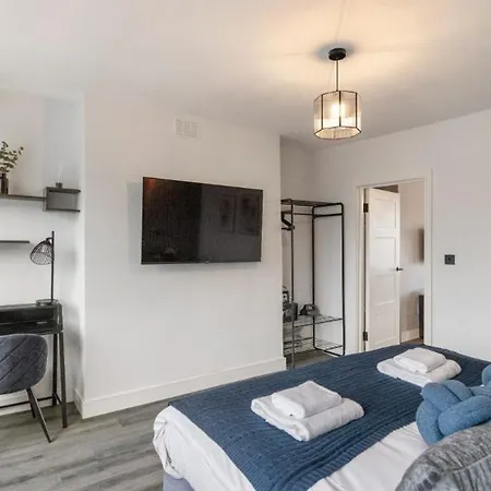 Apartment Tranquility Touchdown: Your Sanctuary *