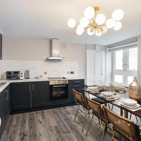 Serenity In The City: 5br In Whitechapel