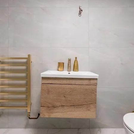 Serenity In The City: 5br In Whitechapel *