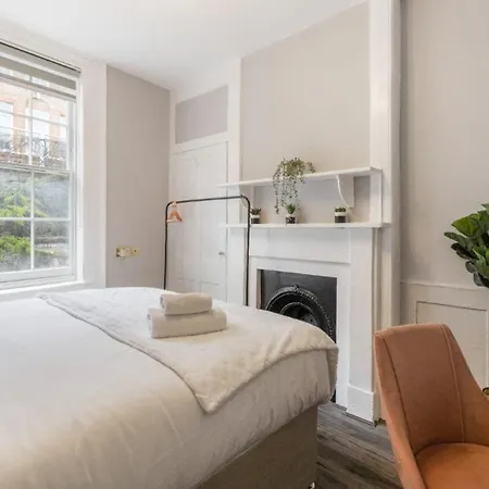 Apartment Serenity In The City: 5br In Whitechapel