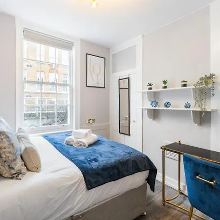 Serenity In The City: 5br In Whitechapel Apartment London