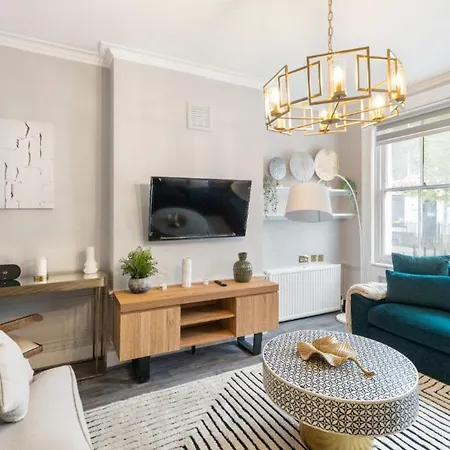 Serenity In The City: 5br In Whitechapel