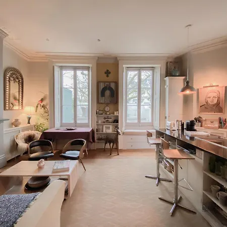 Apartment Urban Oasis Hideaway