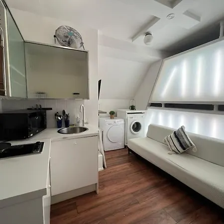 Modern Cosy Studio In Barbican - Green - F2 London