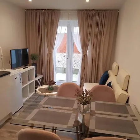 Apartment 2 Bedroom Serviced London