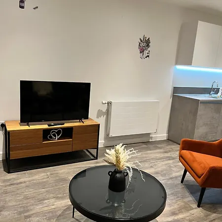 One Bedroom Apartment