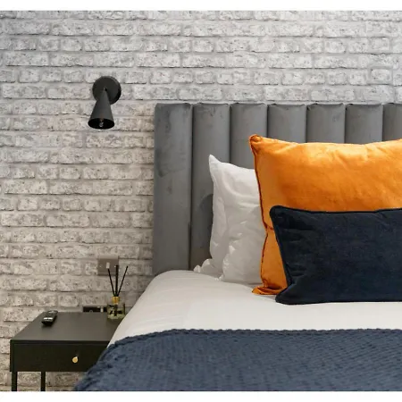 Apartamento Comfortable Flat In The Heart Of *