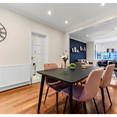 Apartment Homey And Pleasant 3bd London