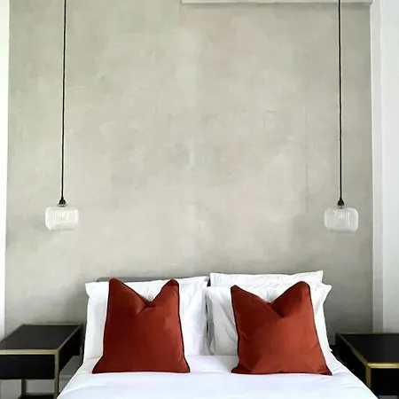 & Stylish 2 Bedroom * Londra