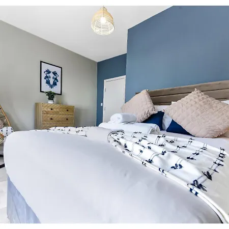 Great 4br House * London