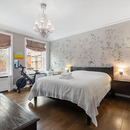 Luxurious In Kensington * London