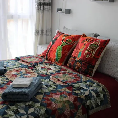 Stunning 2-bed Ground Floor In Apartment