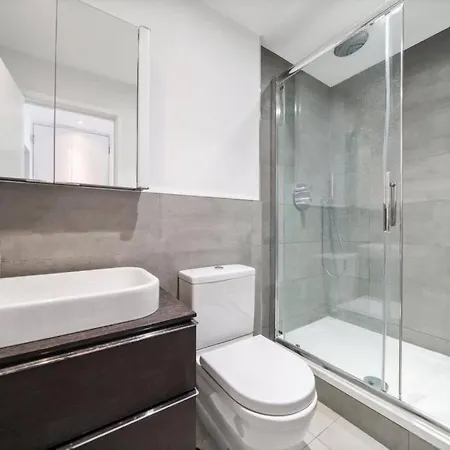 Apartment Modern Flat In Camden Town London
