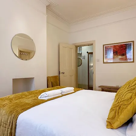 Appartement Oliver Place In Holborn - 2 Double Beds, 1 Sofa Bed, Great Location Londen