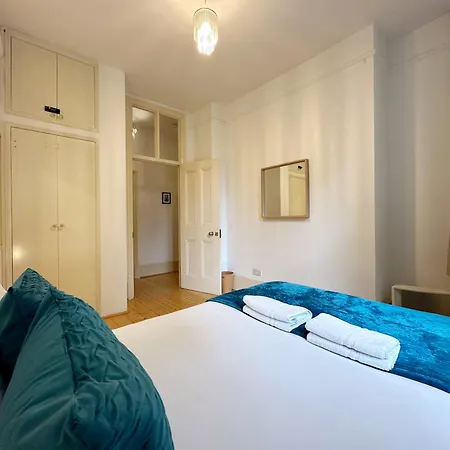 Oliver Place In Holborn - 2 Double Beds, 1 Sofa Bed, Great Location *