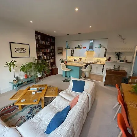 Apartment Beautiful 3 Bed In Leafy Hampstead