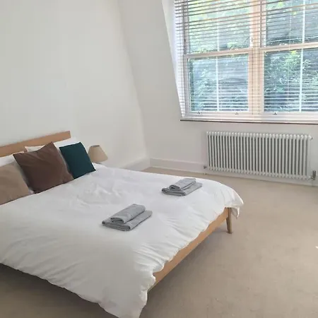 Apartment Beautiful 3 Bed In Leafy Hampstead London