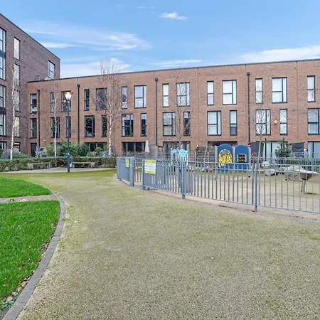 Chic Urban In Shoreditch 2 Bed 2 Bath *
