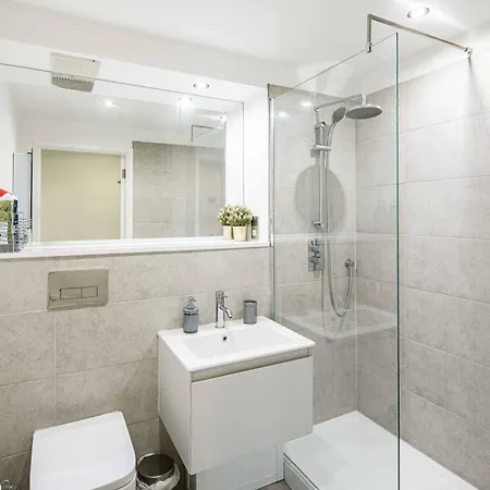 Apartment Beautiful Penthouse With Private Terrace In Greenwich Peninsula