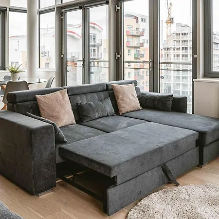 Beautiful Penthouse With Private Terrace In Greenwich Peninsula Apartment
