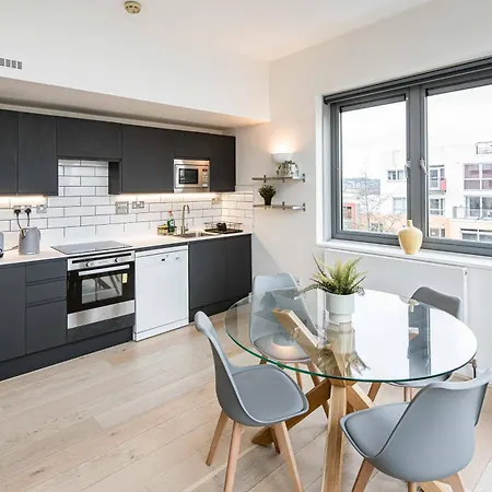 Apartment Beautiful Penthouse With Private Terrace In Greenwich Peninsula