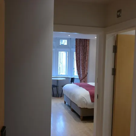 The Alma Apartment London