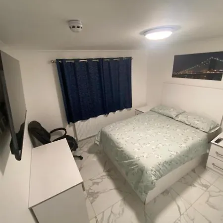 Apartment The Royal Boutique Piccadilly By London Sleep 6
