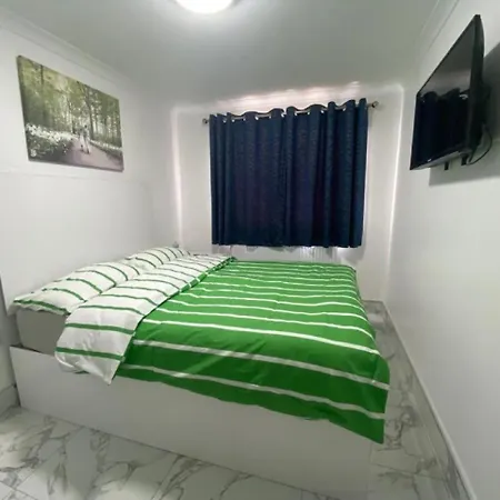 The Royal Boutique Piccadilly By London Sleep 6 * Hayes (Greater London)