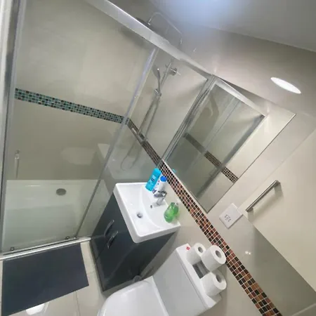 Apartment The Royal Boutique Oxford By London Sleep 6 Hayes (Greater London)