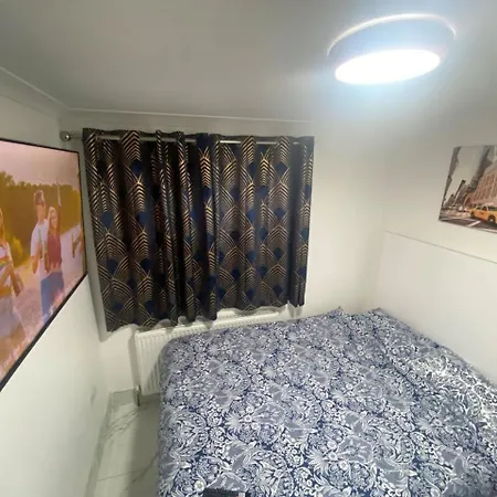 The Royal Boutique Oxford By London Sleep 6 Apartment