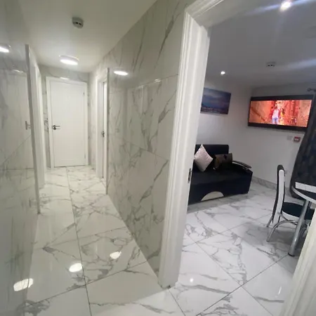 The Royal Boutique Oxford By London Sleep 6 Apartment *