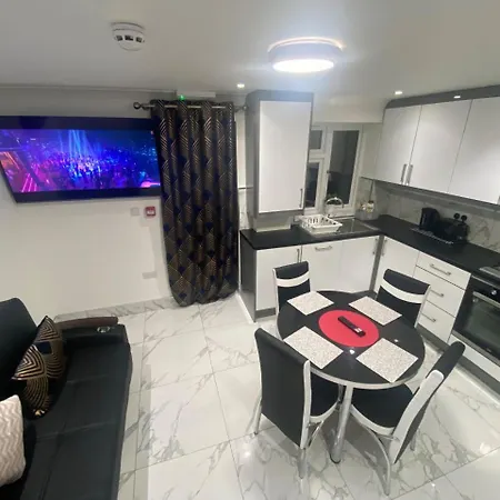 The Royal Boutique Oxford By London Sleep 6 Apartment