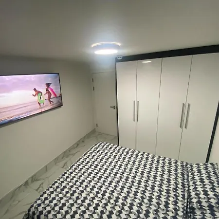 Apartment The Royal Boutique Oxford By London Sleep 6
