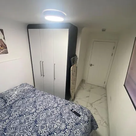 Apartment The Royal Boutique Oxford By London Sleep 6 Hayes (Greater London)