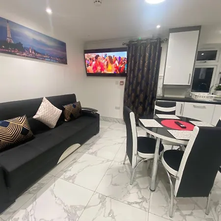 Apartment The Royal Boutique Oxford By London Sleep 6