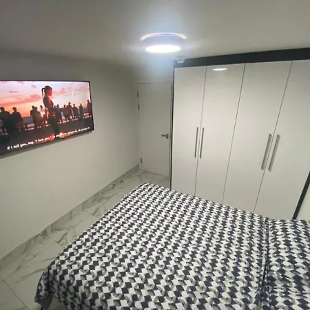 The Royal Boutique Oxford By London Sleep 6 Apartment