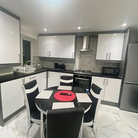 Apartment The Royal Boutique Oxford By London Sleep 6 *