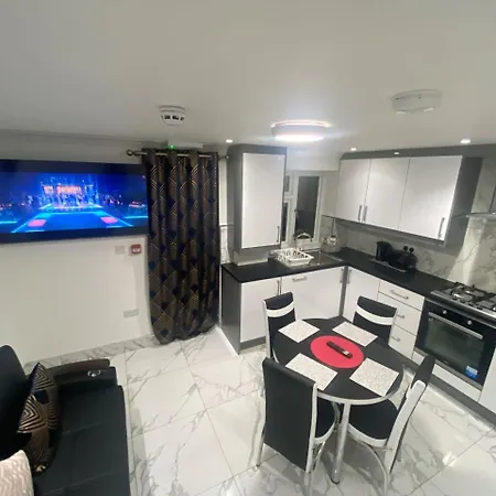 Apartment The Royal Boutique Oxford By London Sleep 6 Hayes (Greater London)