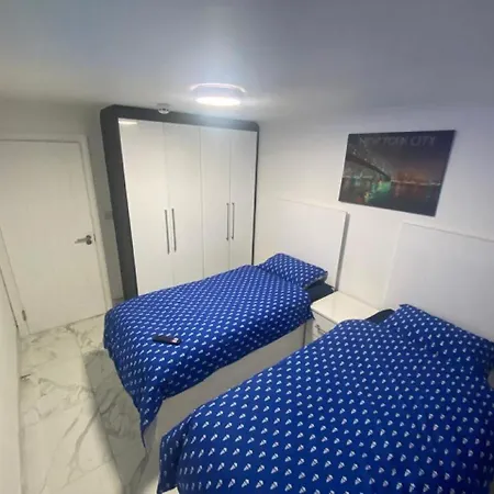 The Royal Boutique Oxford By London Sleep 6 Apartment