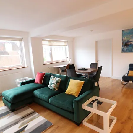 Apartment Garland Lovely Apartment, St John's Wood London