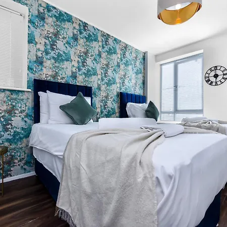 Apartment Charming And Modern 2 Bedroom Flat London