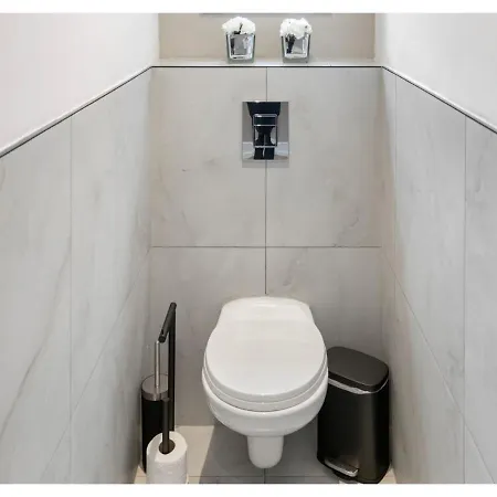 Chic & Radiant Retreat In Harringay Ladder * London