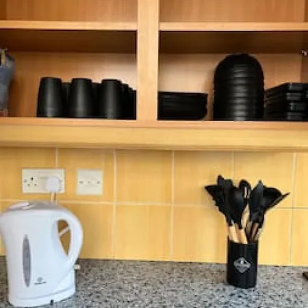 Twin Tranquility- In Leyton Holiday home London
