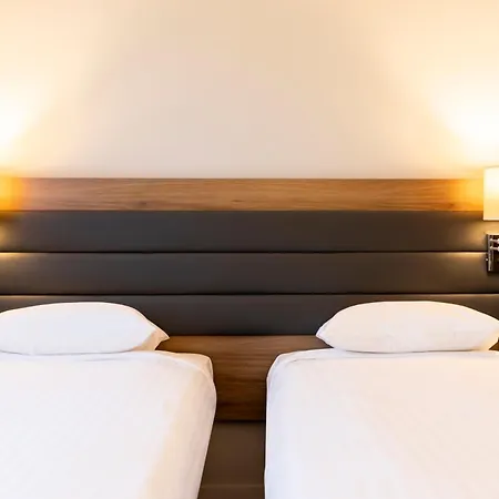 Moxy Excel 4* Londres