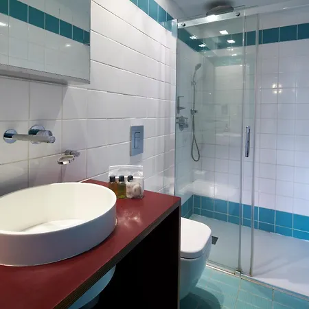 Paddington Apartment