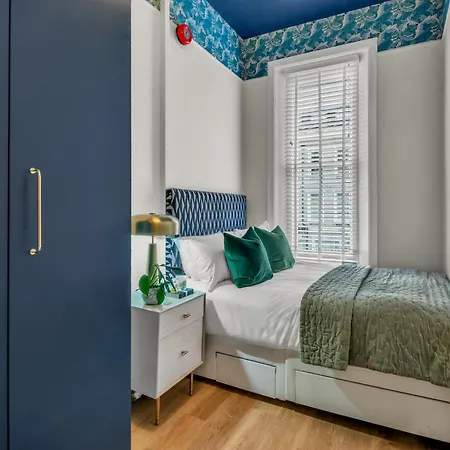 Mysquare Kensington Residences * London