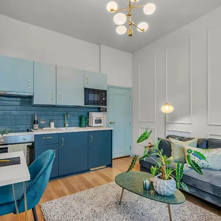 Mysquare Kensington Residences * London