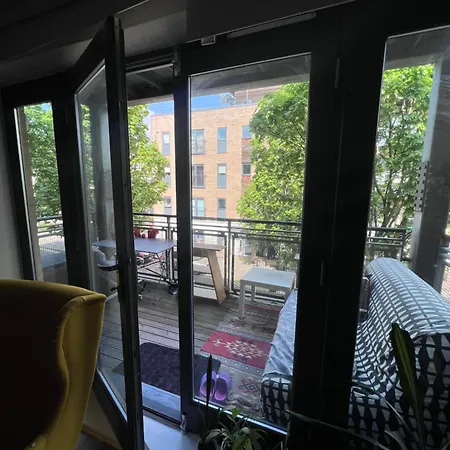Blackberry Court Homestay London