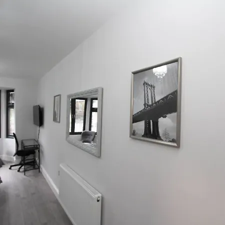 New Cosy In London! London