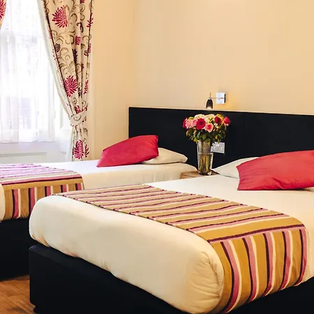 Hotel Athena